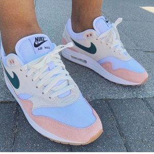 Meet your Posher, Deon